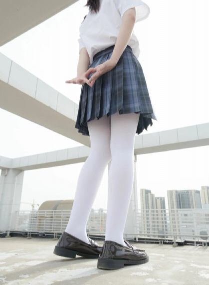 蜜桃在线观看免费高清完整版_最新国语全集在线