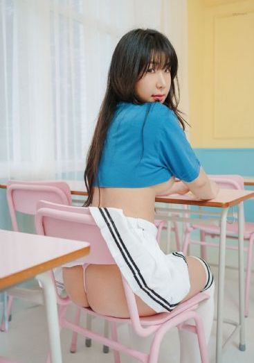 麻麻在厨房被躁得呻吟_DVD免费高清观看