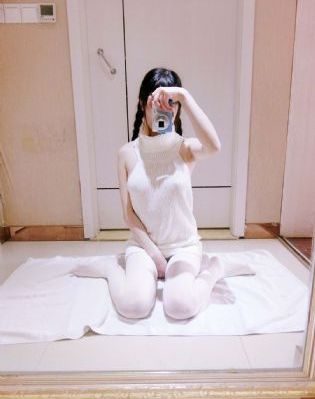 樱花草在线社区www_中英字幕1080