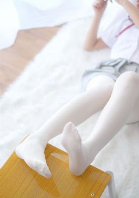解开班长的裙子猛烈进入_HD高清完整版